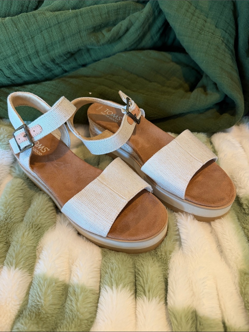 TOMS Women's Cream Canvas Platform Sandals with Tan Footbed